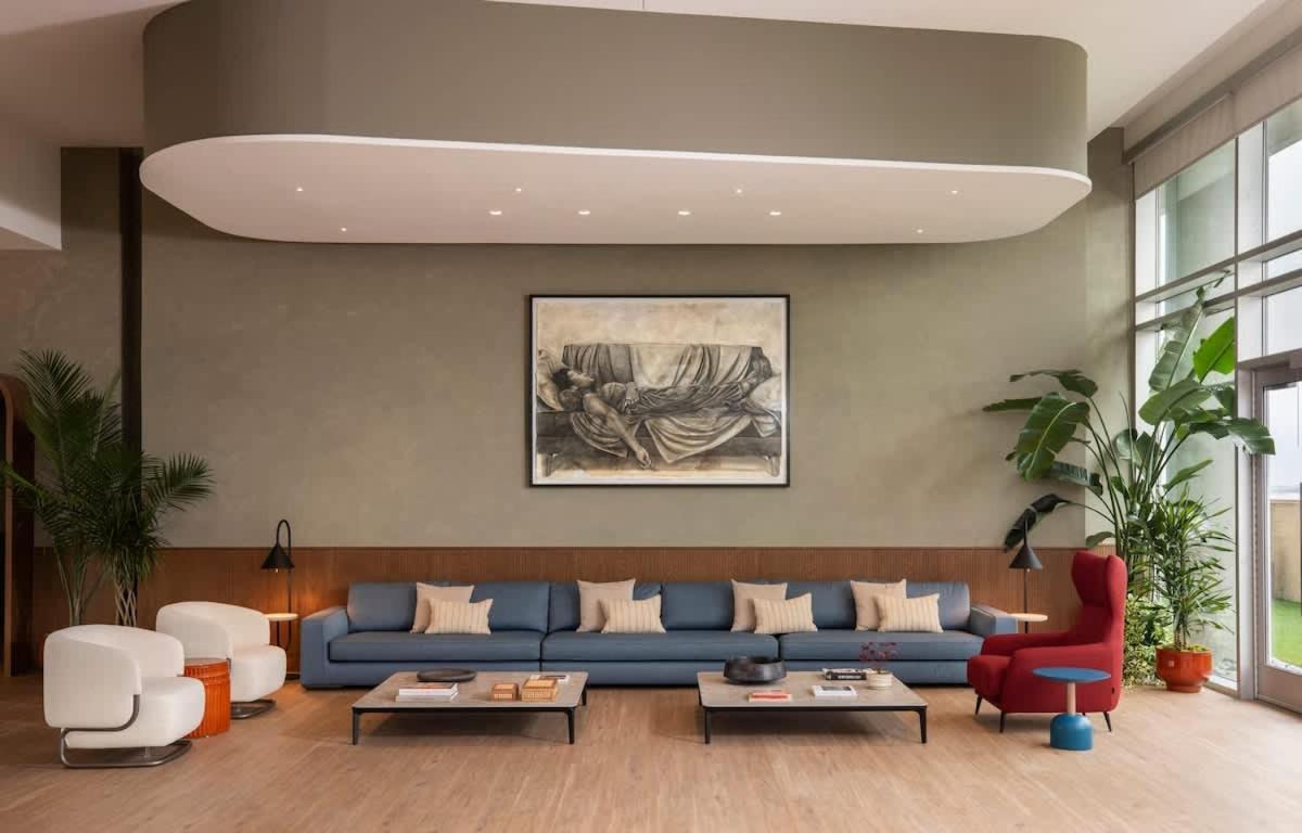 Apartment Luxury Highrise In West Village