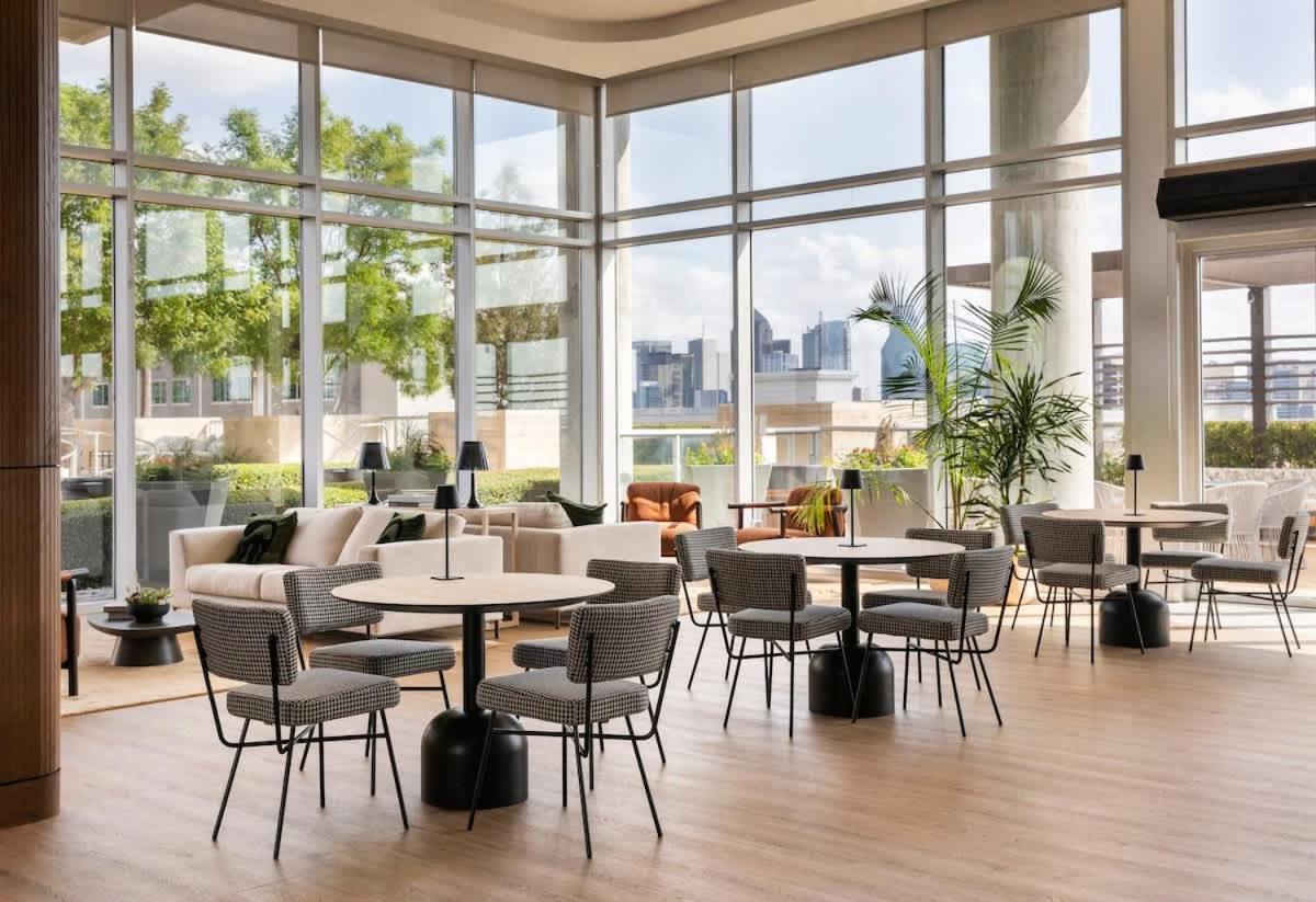 Luxury Highrise In West Village Apartment